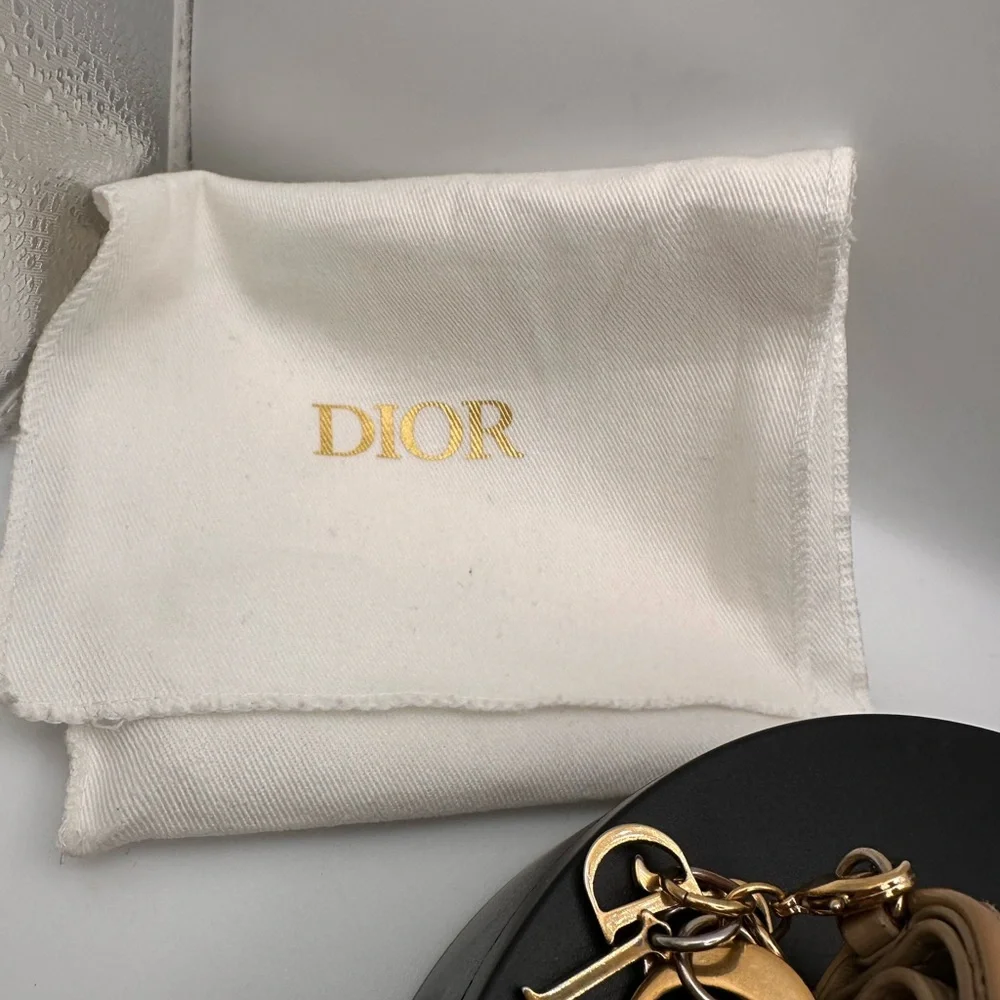 Dior Beige Patent Leather/Leather Trifold Wallet Made in Italy 43-MA-0290